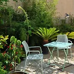 Des Dames 40m2,jardin Fleuri Daire Sainte-Savine