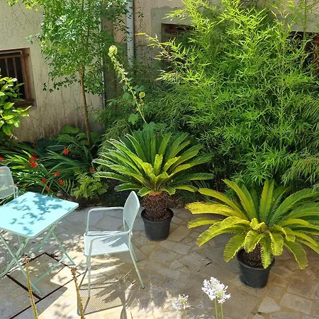 Des Dames 40m2,jardin Fleuri Sainte-Savine