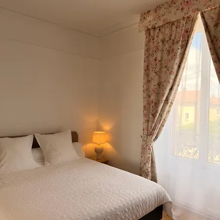 Des Dames 40m2,jardin Fleuri Apartamento